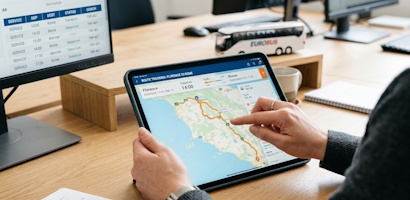 Planowanie trasy wycieczki autokarowej z Wrocławia